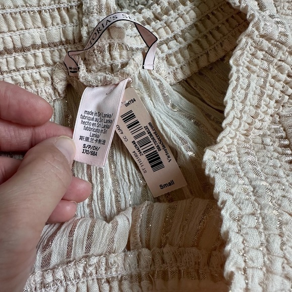 NWT Victoria’s Secret Gold/cream/shimmer pajama shorts with tassel drawstring - Picture 4 of 4